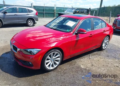 2016 BMW 320 Xi z USA, uszkodzony, nr VIN WBA8E5G52GNU19545